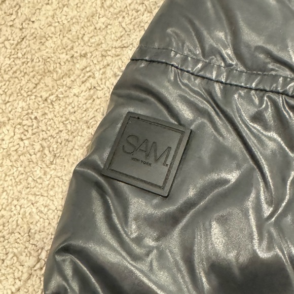 Gray Sam coat - Picture 2 of 5